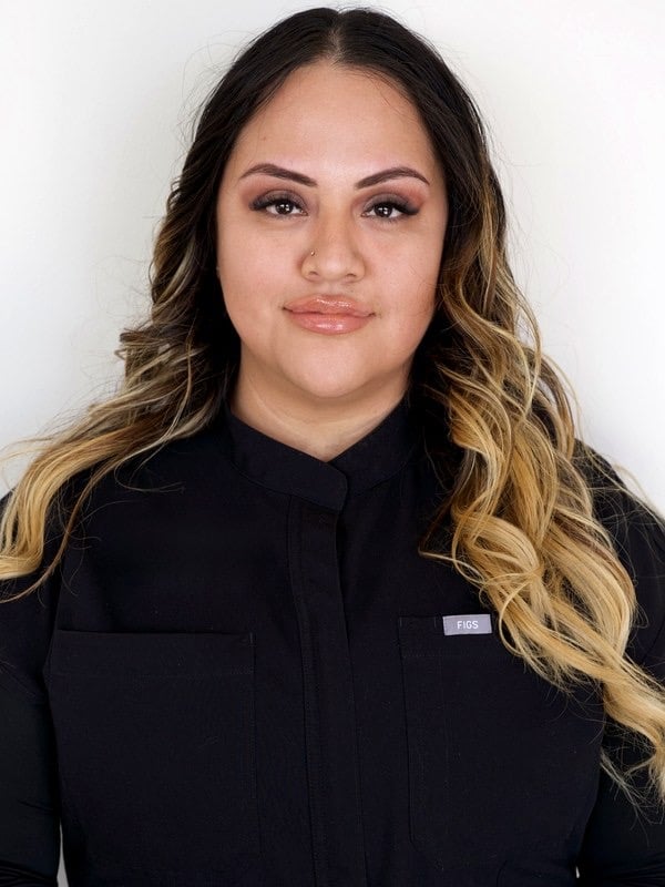 Leslie, LE, Laser Technician and Advanced Practice Esthetician at Aesthetic Beauty Lab